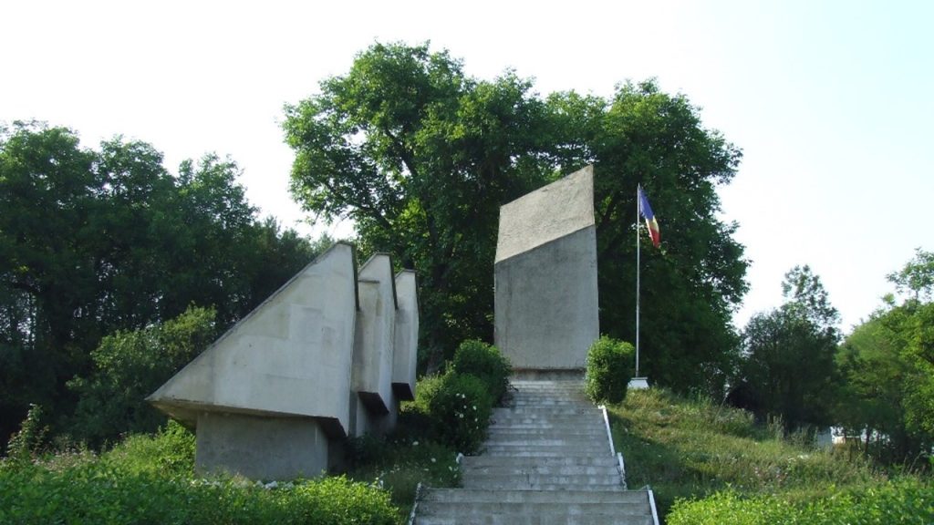 9 Eylül 1940’ta Romanya’da Treznea Katliamı’nı yapan ülke hangisidir?