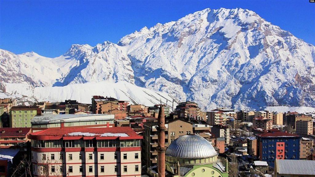 Bilinen ilk ismi Çölemerik olan Doğu Anadolu Bölgesi ili hangisidir?