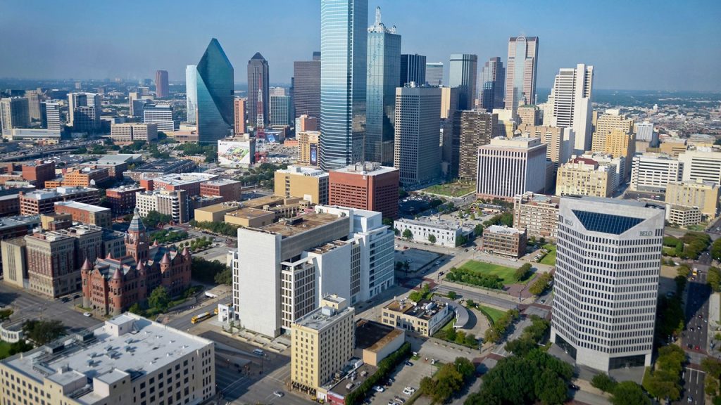 Ev, arsa, bahçe vb. taşınamayan mal ve mülklerin ortak adı, taşınmazlar, gayrimenkul