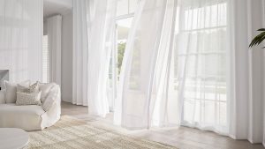 Görüşü, ışığı engellemek, bir şeyi gizlemek için pencereye veya bir açıklığın önüne gerilen örtüye ne ad verilir?