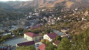 Hangisi Van Gölü’ne kıyısı olan illerimizden biridir?