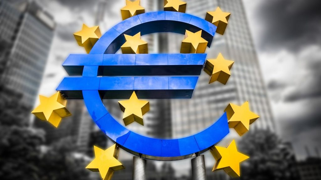 1957 yılındaki Roma Antlaşması’yla kurulan, Kömür ve Çelik Birliği’ndeki ülkelerin de katıldığı topluluk hangisidir?