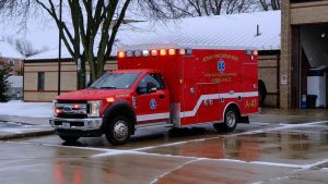 3 katlı bir binada yangın çıkıyor. 3. katında cumhurbaşkanı, 2. katında hakim, 1. katında genelkurmay başkanı var. Ambulans gelirse hangi katı söndürür?