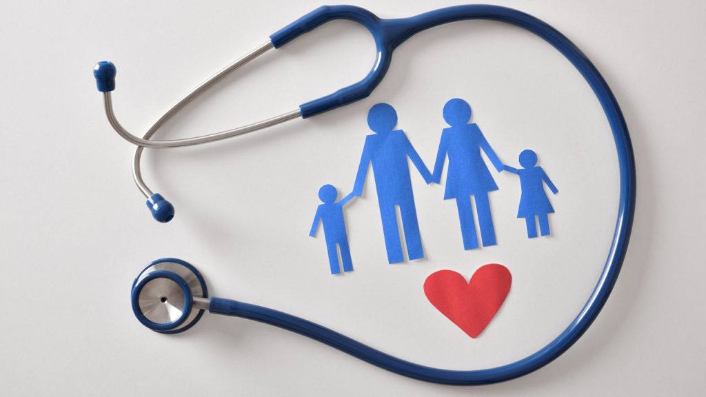 Bireyin birinci basamak taramasını gerçekleştiren, ilk olarak başvurulması gereken hekim kimdir?