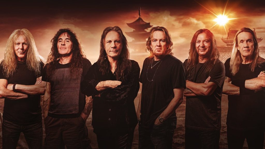 Fear of the Dark şarkısı geniş kitlelerce bilinen İngiliz metal grubu hangisidir?