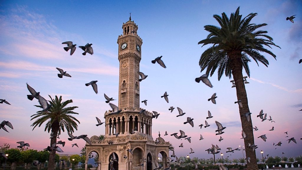 Hangisi İzmir’in meydanlarından biri değildir?