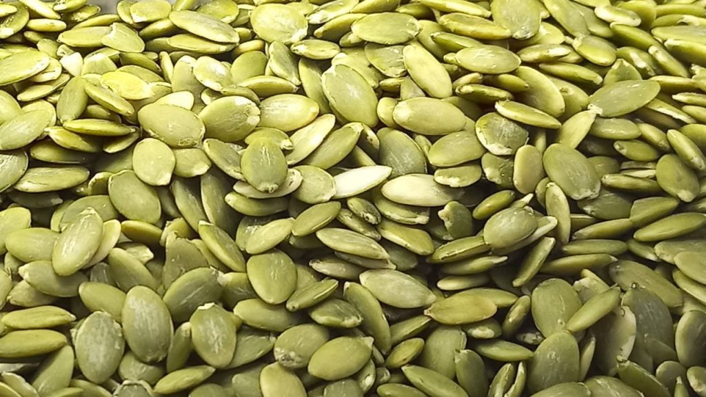 Hangisinin kabuğundan ayrıldıktan sonra kalan iç kısmı yeşil renge sahiptir?