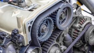 Krank milinin hareketini ileterek supapların açılıp kapanmasını sağlayan önemli parça hangisidir?