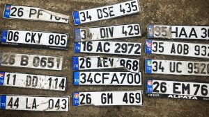 Türkiye’de taşıtlarda bulunan plaka kodları genel olarak hangisi ile ilişkilidir?