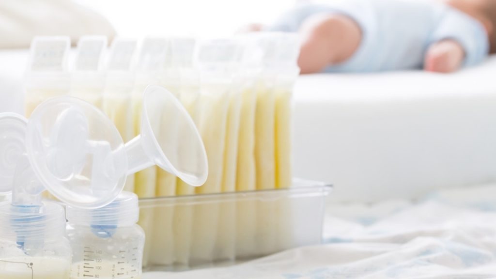 Yenidoğan bir bebek için en uygun besin hangisidir?