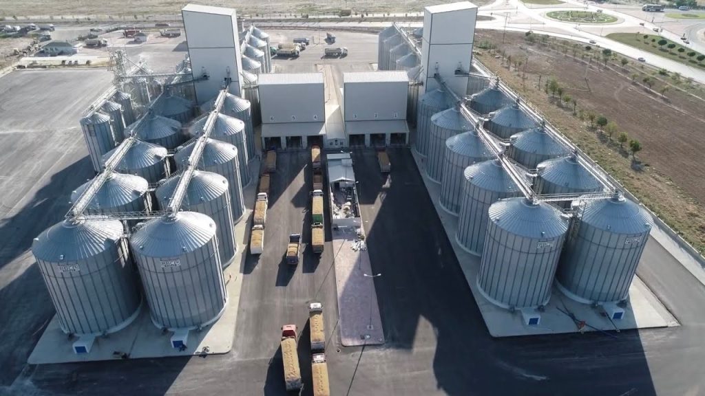 Genellikle tahıl saklanan yere ne ad verilir?