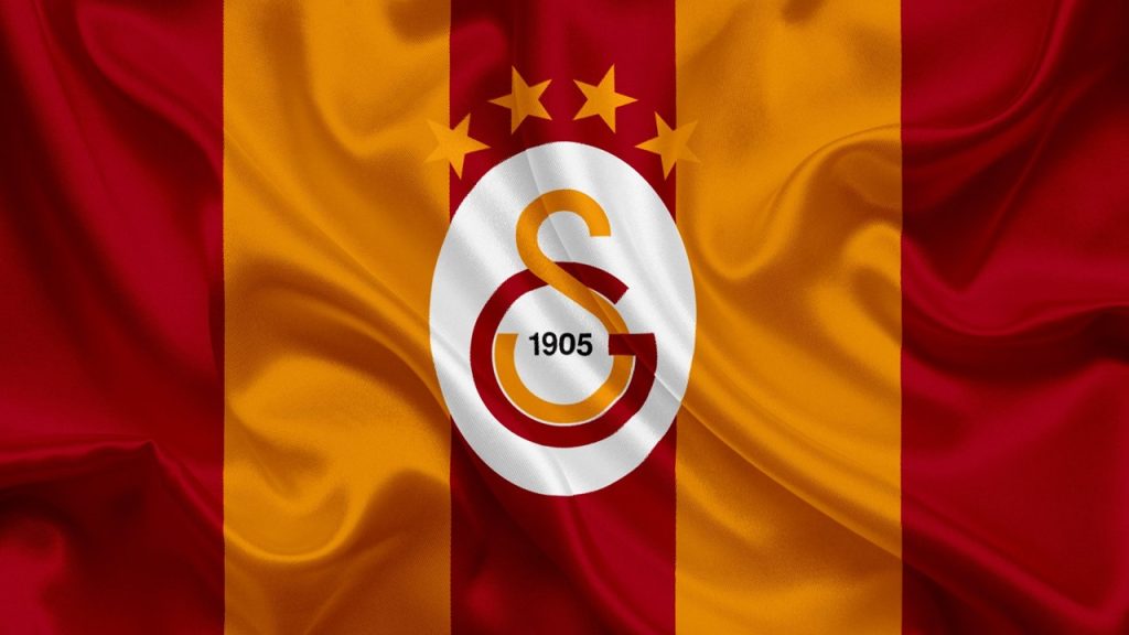 Şampiyonlar Ligi 1988-1989 sezonunda yarı final oynayan Türk takımı hangisidir?