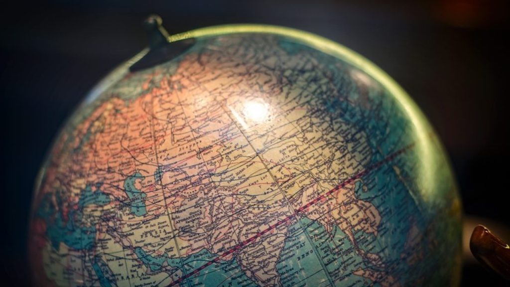 Coğrafyanın seyriyle ilgili aşağıda verilen bilgilerden hangisi yanlıştır?