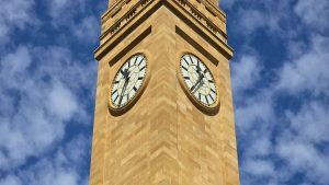 Bu tanımda tarih biliminin özelliklerinden hangileri yoktur?