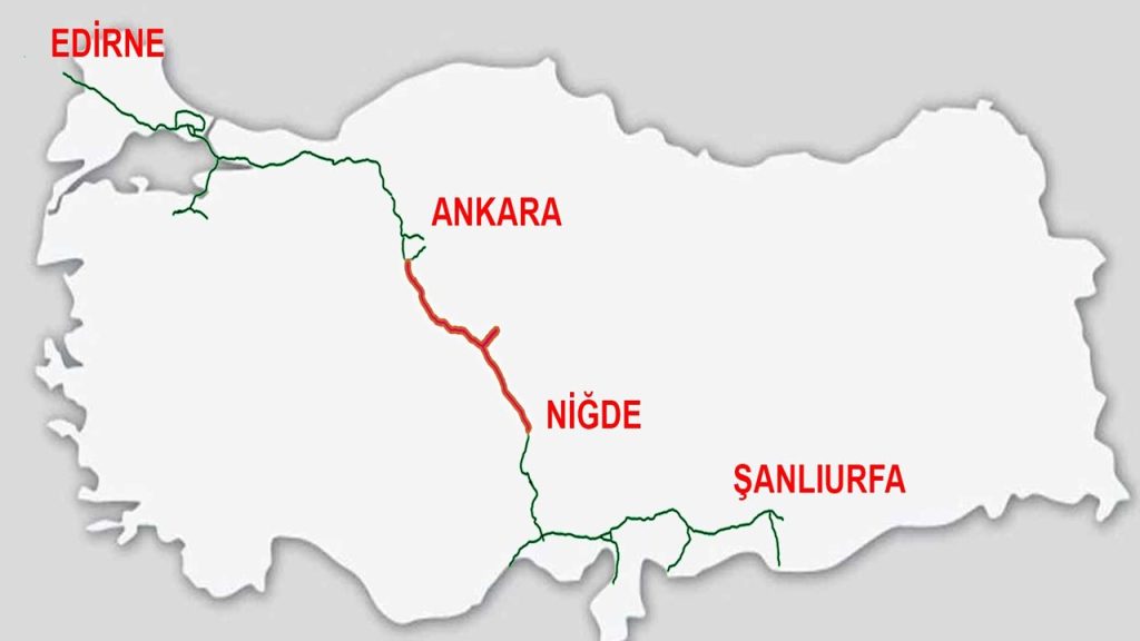 Ankara-Adana arasındaki yollarda çalışmalar yapılıyor.
