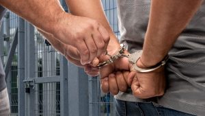 İnsana Suç İşleten Kendisi mi Yoksa Toplum mu? Üzerine Konuşma Metni