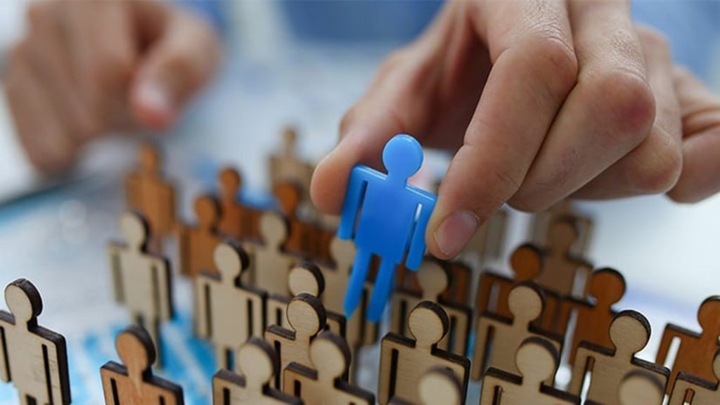 Kimin düşündüğü ile söylediği bir olursa işte doğru insan olur konuşma metni