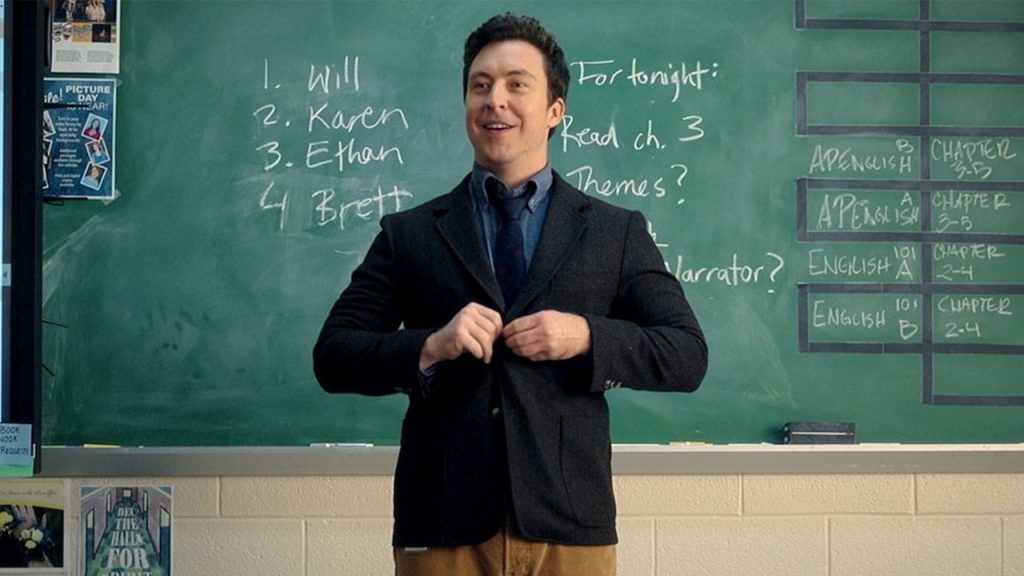 Okulda _____ hocası bana kafayı taktı.