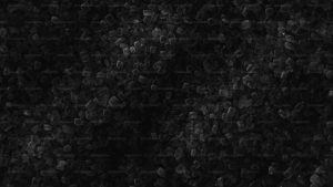 Yukarıdaki maddelerden hangisi veya hangileri boş ekran adlı psikoanalitik tekniğin özelliklerindendir?