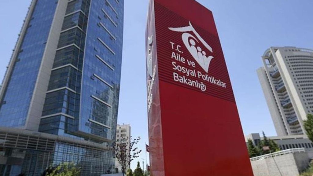 Sosyal Çalışmacı Ünvan Değişikliği Sınavı Konular ve Çıkmış Sorular 40