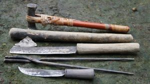 Demir aletlerin yapımı