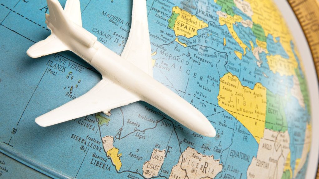 Var Mısın Gezmeye? Şiiri