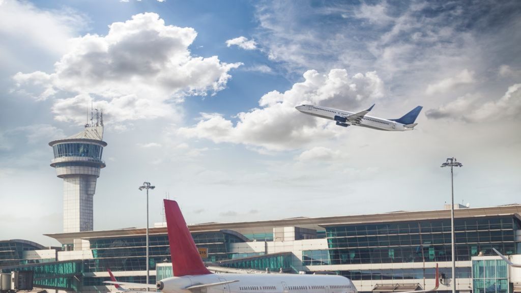 Havalimanında _____ kaybetmekten çok korkarım.