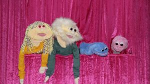 4 Kişilik Bir Kukla Diyaloğu