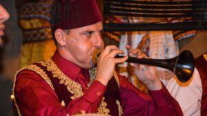 Düğünlerde çok yaygın kullanılan nefesli çalgı