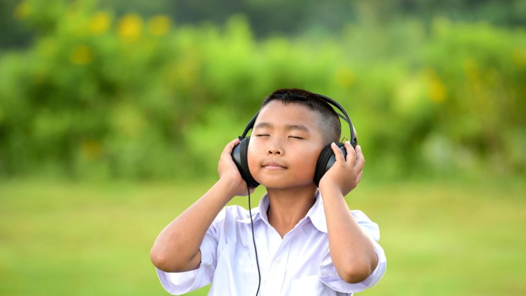 Okulda müzik dinlerken ve yaparken uyulması gereken kurallar nelerdir?