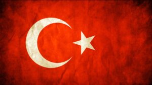 Bir milletin, bir devletin simgesi olarak kullanılan genellikle dikdörtgen biçiminde kumaş bayrak