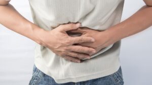 Yemek yedikten sonra mide ağrısı neden olur?