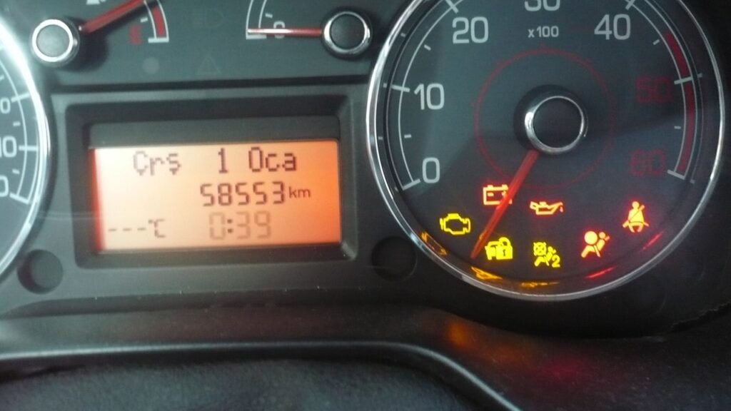 2008 Fiat Grande Punto 1.4 Benzinli İmmobilizer Uyarısı, Anlık Stop Etme, Hararet İbresi Zıplaması ve Güç Kesilip Geri Gelmesi