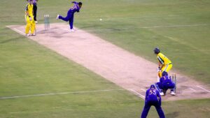 Sopa ve topla oynanan İngiltere kökenli oyun