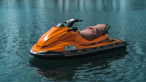 Suda sürat yapabilen motorlu kızak; jet _____ (İng.)