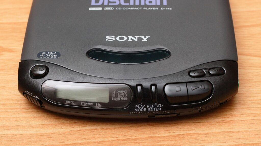 Aparatos y Dispositivos Electrónicos (Empezando Con La Letra D)