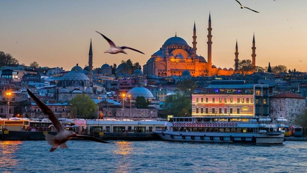 İ Harfi İle Başlayan Türkiye’ye Özgü Şeyler, Burçlar ve Fallara Dair Her Şey, Banyoda Bulunan Eşyalar, Dijital Dünyanın Türk Influencer’ları, Duvardaki Şeyler