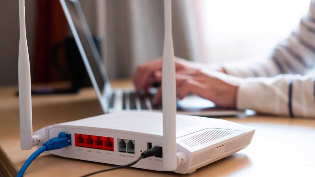 İnternet sağlayıcınızdan evinize veri aktarmak için ev telefonu hatlarını kullanan geniş bant bağlantısı