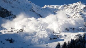Orta bölümü yüksek olup yanlara doğru alçalan bir biçimde