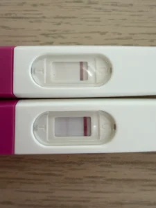 Üst Üste Kimyasal Gebelikten Sonra Test Koyulaştı Ama Belirtiler Gitti, Yine Korkmalı Mıyım?