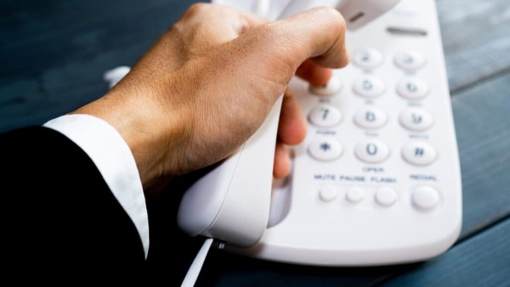 Çalan Telefonu Açtığınızda Söylenebilecek Bir Söz